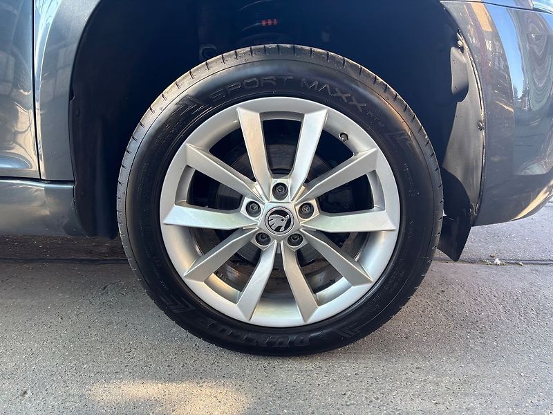 Škoda Yeti 1.4TSi-90KW/2015/ELEGANCE.1MAJ - fotka 14 z 49