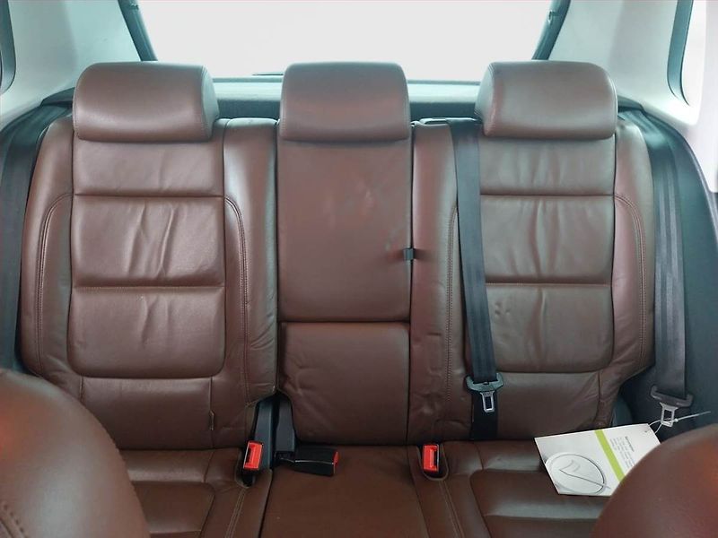 Volkswagen Tiguan (2012) 2.0 TDI, 4X4, Automat - fotka 10 z 19