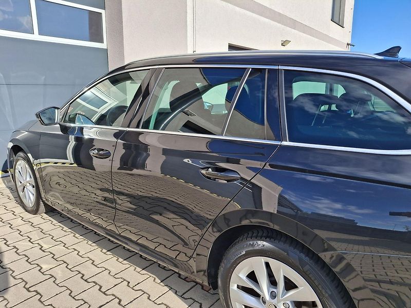 Škoda Octavia (2023) 1.0 E-TSI Business Plus ZÁRUKA - fotka 11 z 38