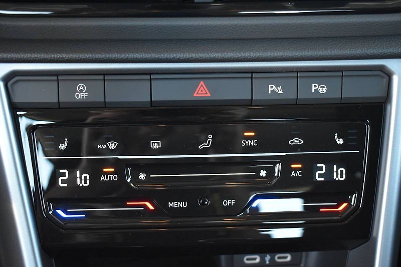 Volkswagen T-Roc (2025) 1.5TSI 110kW Záruka,Manuál - fotka 22 z 23