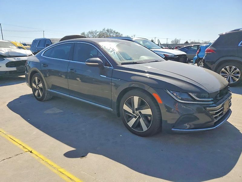 Volkswagen Arteon (2021) SE - fotka 2 z 11