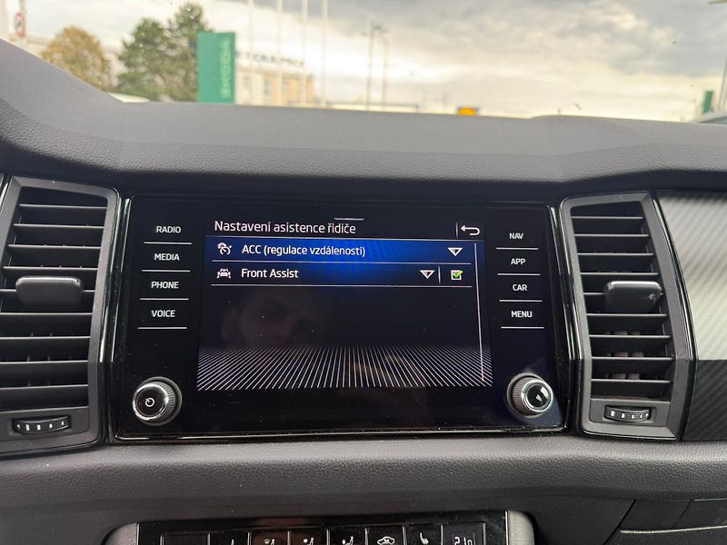 Škoda Kodiaq Sportline 2.0 TDI 147kw DSG 4x - fotka 13 z 23