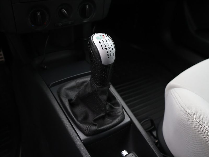 Škoda Fabia 1,9 TDI 96kW RS 2.Majitel - fotka 20 z 28