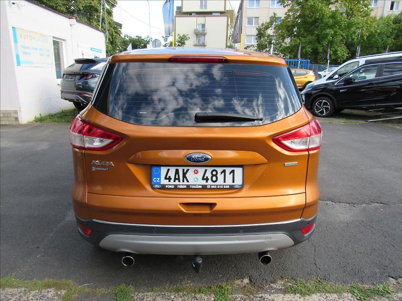 Ford Kuga 1,5 EcoBoost 134kW 4x4 Automat - fotka 5 z 36