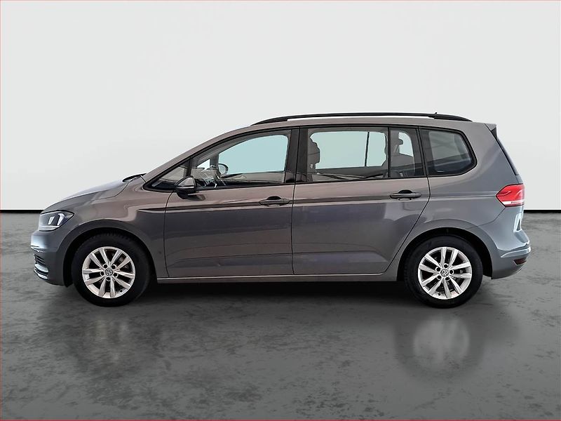 Volkswagen Touran (2015) 2.0 TDI, Navi, Park. senzory - fotka 3 z 15