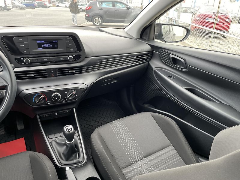 Hyundai Bayon 1,2i/62kW - Comfort Club - fotka 28 z 55