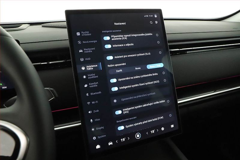Jaecoo 7 (2026) 1.5 TGDI PHEV, 360° kamera - fotka 14 z 29