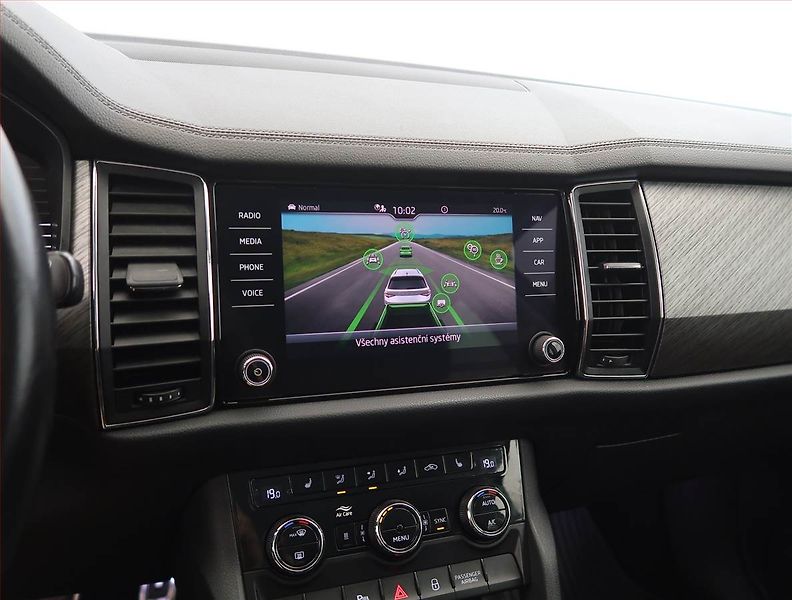 Škoda Kodiaq (2022) Style 2.0 TSI, digi klima - fotka 17 z 29