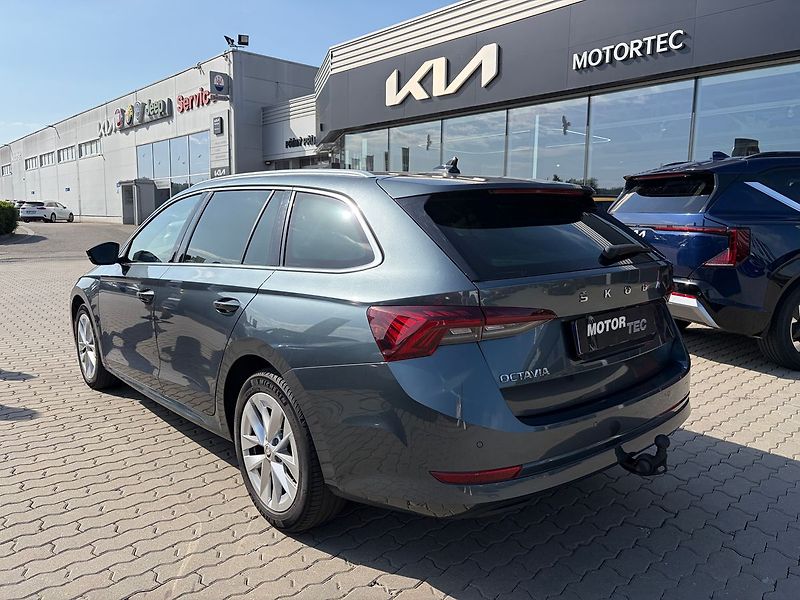 Škoda Octavia 2.0 TDi 110kW  Style Plus - fotka 4 z 10