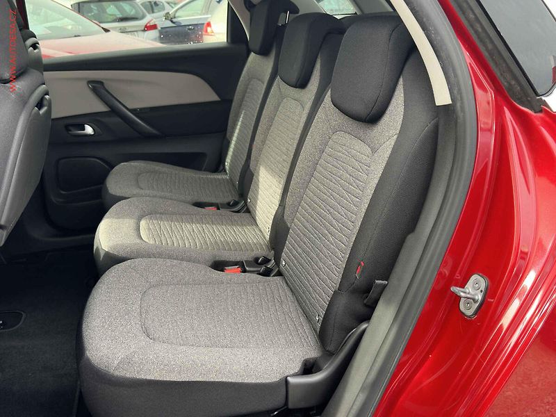 Citroën C4 Picasso (2018) 1.6 HDI, AC, temp. - fotka 10 z 23