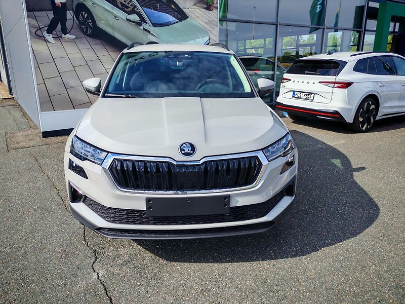 Škoda Karoq (2026) Classic 1.5 TSI DSG - fotka 2 z 20