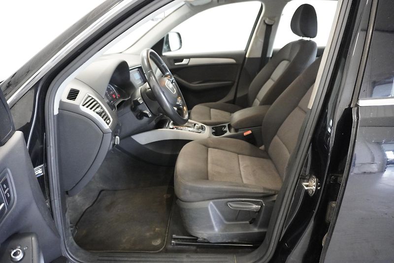 Audi Q5 VAN 3,0 TDI QUATTRO AUT. - fotka 12 z 28