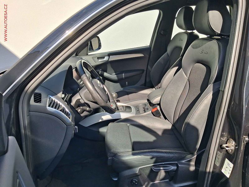 Audi Q5 (2012) 2.0 TDi quattro, S-line, TZ - fotka 9 z 15
