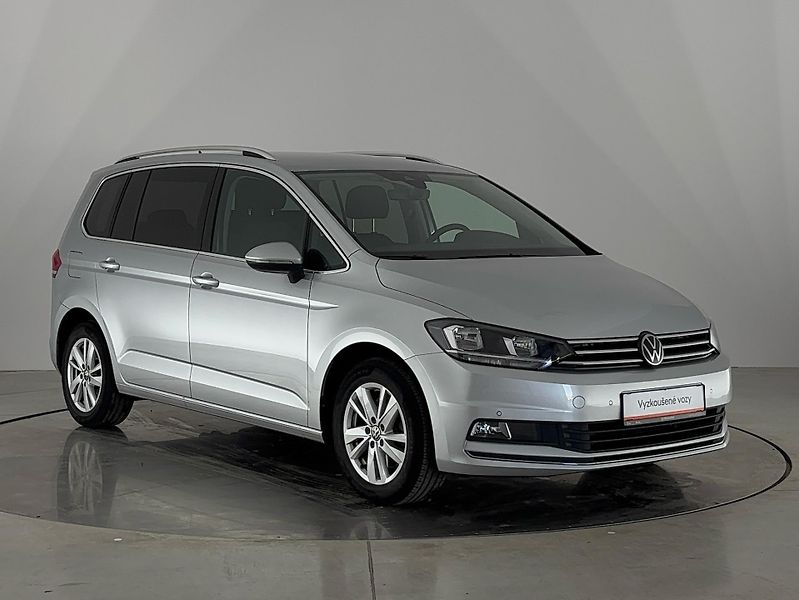 Volkswagen Touran Highline DSG - fotka 14 z 29