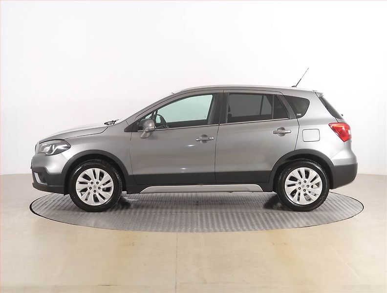 Suzuki SX4 S-Cross (2020) 1.4 BoosterJet, Serv.kniha - fotka 3 z 20