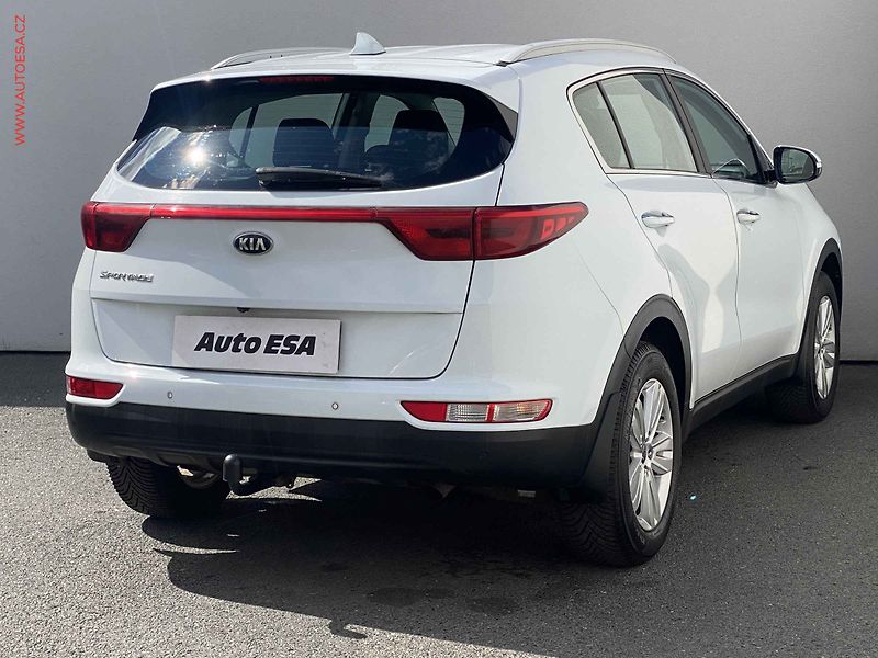Kia Sportage (2016) 1.6 GDi, 1.maj,ČR, Active - fotka 4 z 20