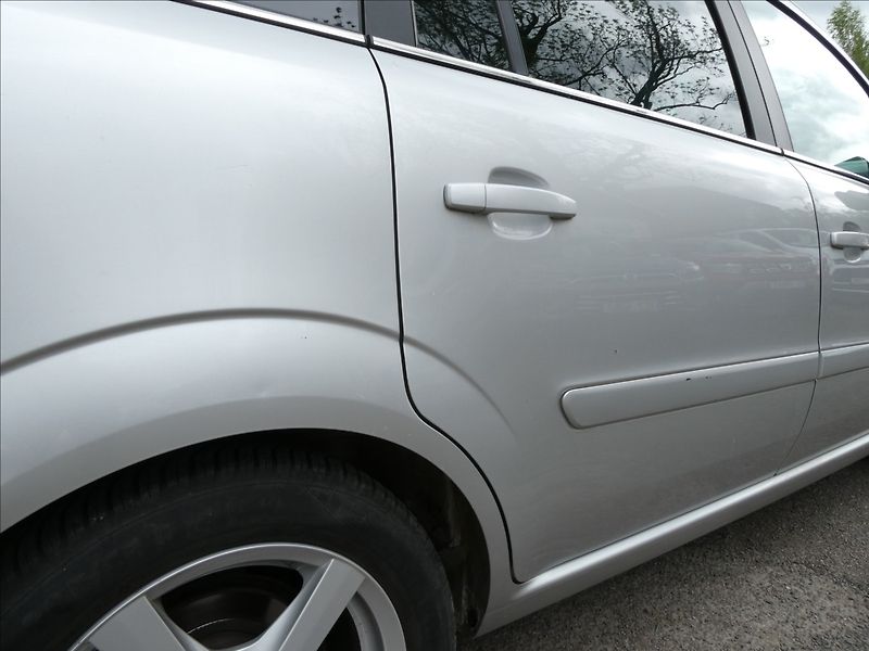 Opel Zafira 1,8 i 16V klima, závěs - fotka 10 z 38