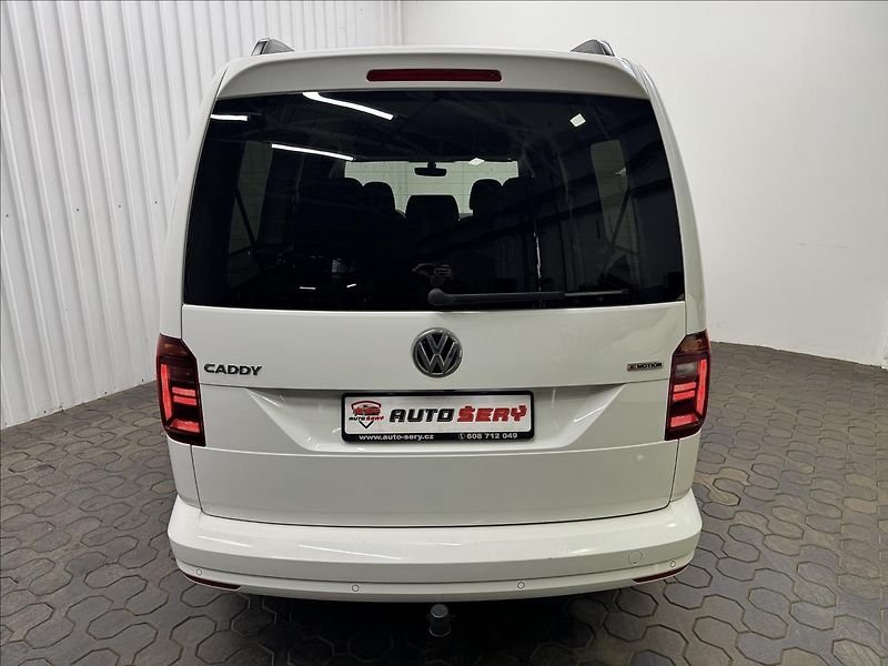Volkswagen Caddy MAXI 2.0TDI 110kW DSG 4MOTION - fotka 7 z 42