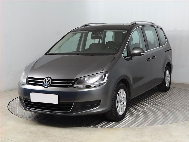 Volkswagen Sharan (2012) Highline 2.0 TDI, Tempomat - fotka 2 z 17