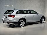 Škoda Octavia 2,0 TDi  DSG 4x4 Scout Virtual - náhled 8