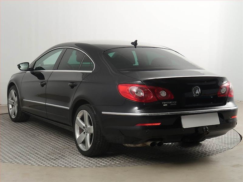 Volkswagen Passat CC (2009) Highline 2.0 TDI, Automat - fotka 4 z 20