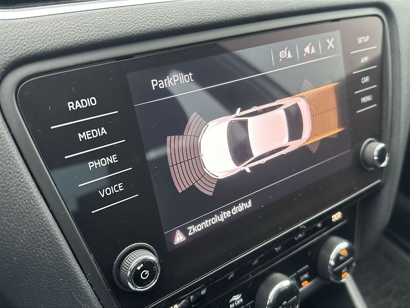Škoda Octavia (2018) 1.6 TDI Style - fotka 12 z 26