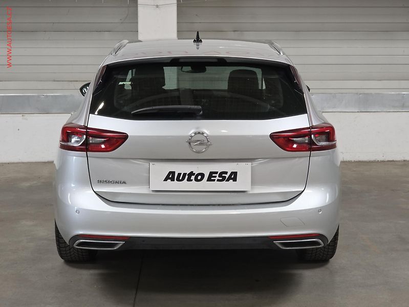 Opel Insignia (2021) 2.0 CDTi, AT, LED, navi - fotka 5 z 18