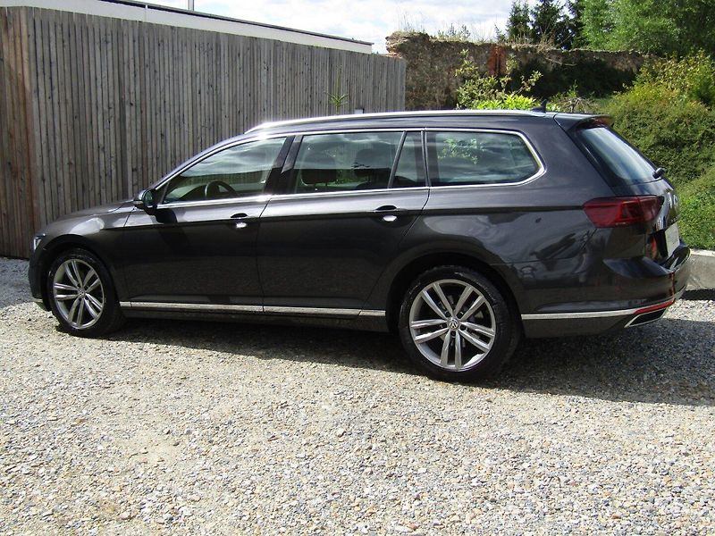 Volkswagen Passat Variant (2020) 2.0 TDI 110kW DSG  ACC - fotka 4 z 45
