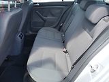 Volkswagen Golf (2007) 1.6i, ČR, Trendline, autoAC - náhled 10