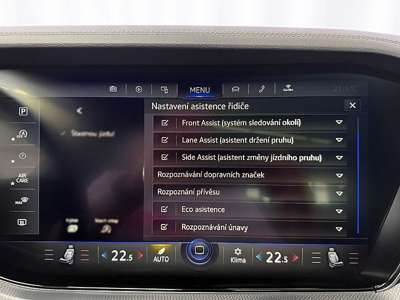 Volkswagen Touareg 4.0TDI V8 R-LINE 4MOTION, BLAC - fotka 20 z 29