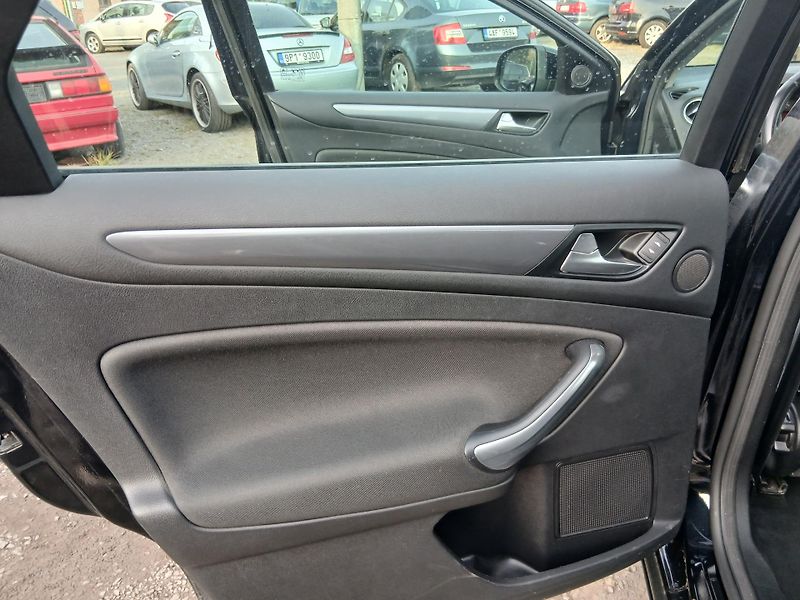 Ford Mondeo 2.0 TDCI, ALU 17 - fotka 19 z 35