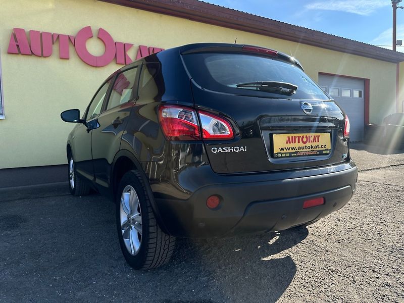 Nissan Qashqai 1.5 dCi Tempomat/ESP/1MAJ - fotka 5 z 30