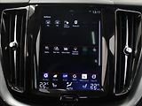 Volvo XC60 2,0 T5 184kW AWD Mom.PRO Pano. - náhled 11