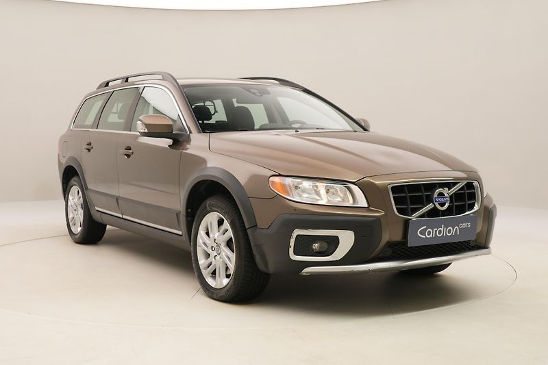 Volvo XC70 D4 AWD KINETIC AUT REZERVACE - fotka 14 z 38