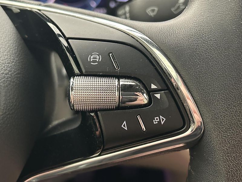 Škoda Octavia 1.0 TSI Style Plus - fotka 23 z 32
