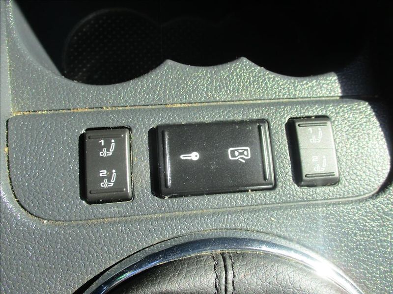 Škoda Fabia 1,2 TSi, digiklima, serviska, - fotka 12 z 29