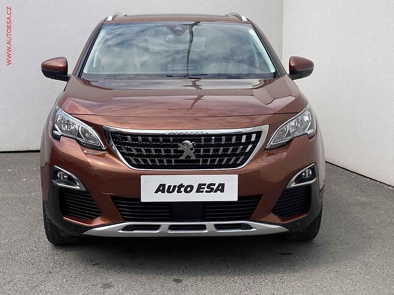 Peugeot 3008 (2017) 1.2 PT, Allure, AT, panor - fotka 2 z 19