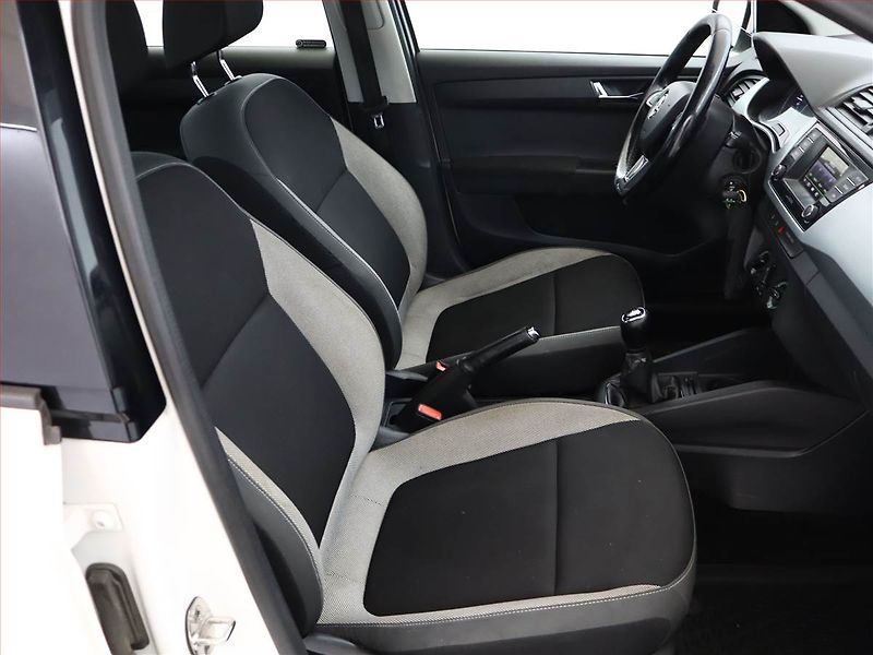 Škoda Fabia (2017) Ambition 1.4 TDI, Serv.kniha - fotka 7 z 10