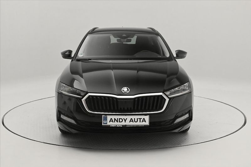Škoda Octavia 2,0 TDI 110KW DSG Ambition Zár - fotka 2 z 32
