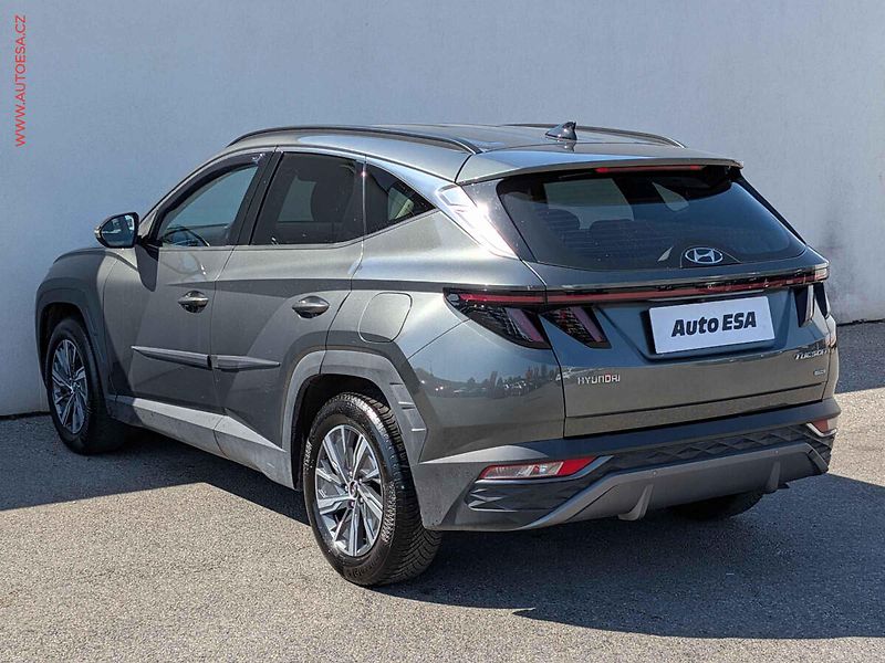 Hyundai Tucson (2021) 1.6CRDi 4x4, 1.maj,ČR, AC - fotka 3 z 13