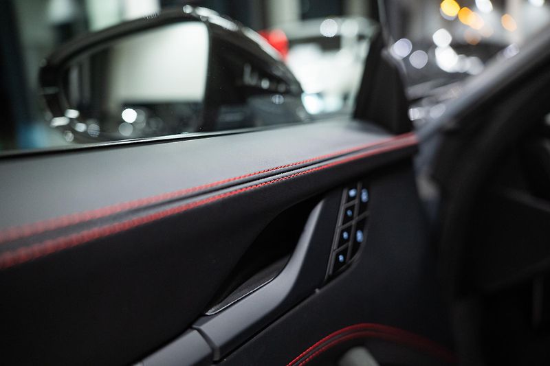 Porsche 911 (2025) Carrera GTS 398KW TOP VÝBAVA  - fotka 26 z 49