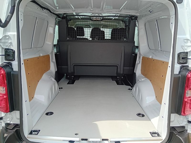 Fiat Scudo (2026) 2,2MTJ L3 KOMBI FLEX/5L ZÁRUKY - fotka 19 z 19