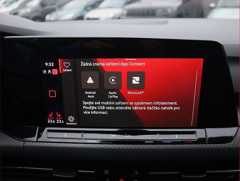 Volkswagen Golf (2021) R-Line 2.0 TDI, Automat, Kůže - fotka 22 z 25