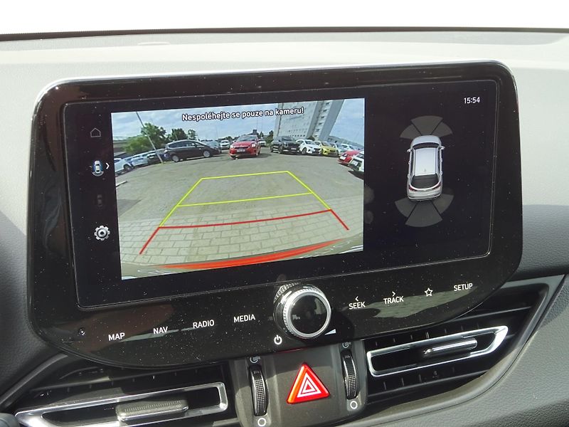 Hyundai i30 1.5 T-GDI 103kW DCT Style - fotka 17 z 21