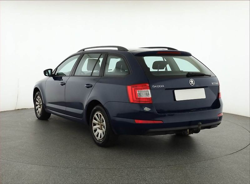 Škoda Octavia (2014) 1.6 TDI, Serv.kniha, Tempomat - fotka 4 z 13