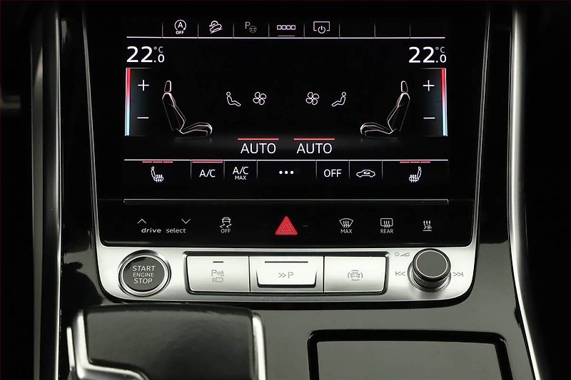 Audi Q8 (2021) 50 TDI - fotka 13 z 21