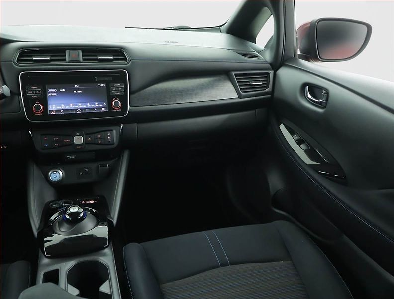 Nissan Leaf (2019) 40 kWh, SoH 88%, Automat - fotka 8 z 17