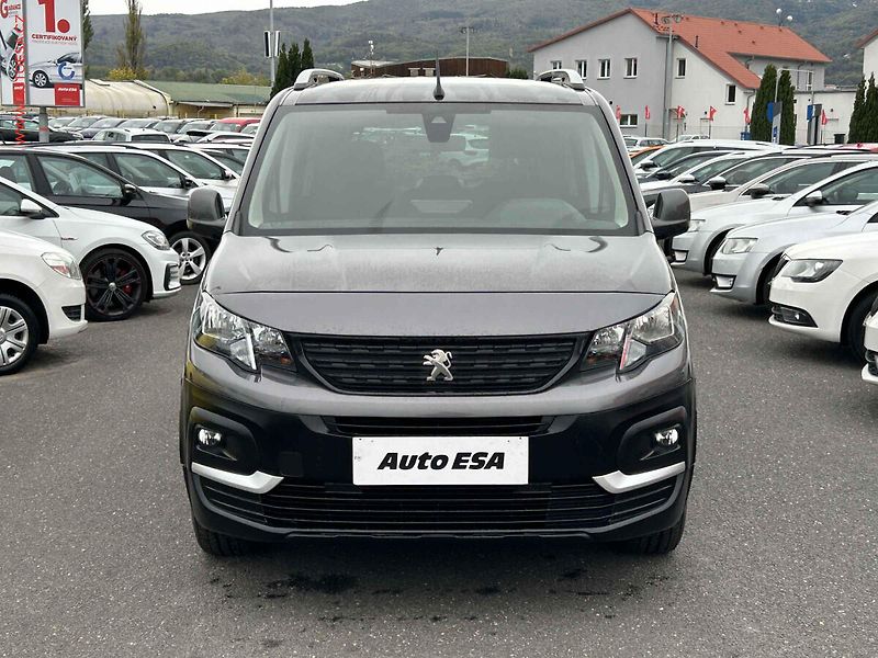 Peugeot Rifter (2019) 1.2PT, 1.maj,ČR, servis - fotka 2 z 15