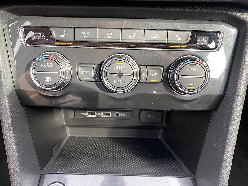 Seat Tarraco 1.5 TSI 110kW-1xMAJ.- LED-NAVI - fotka 31 z 51