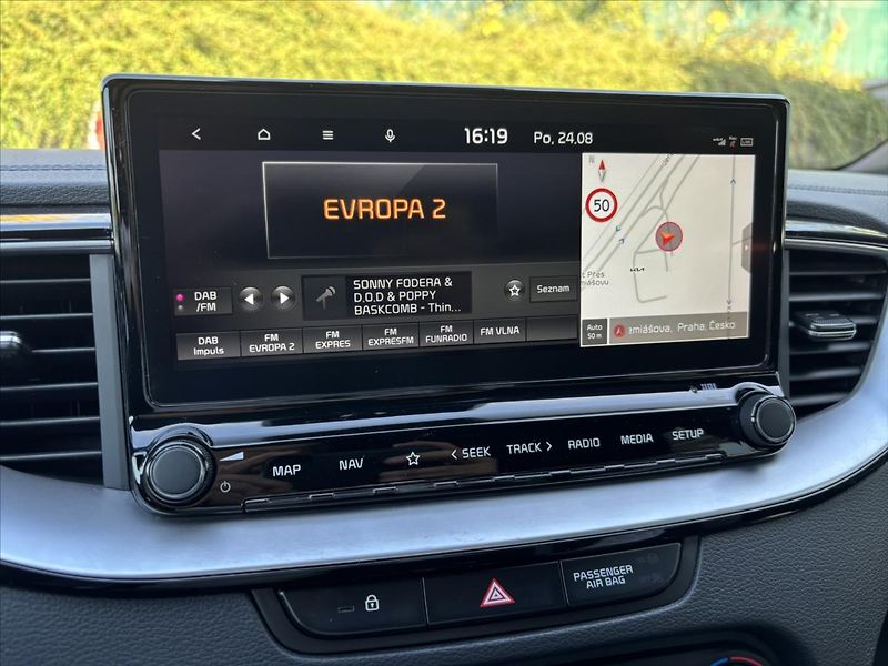 Kia Ceed 1,5 TGDi GT Line 1.ČR TAŽNÉ - fotka 25 z 47